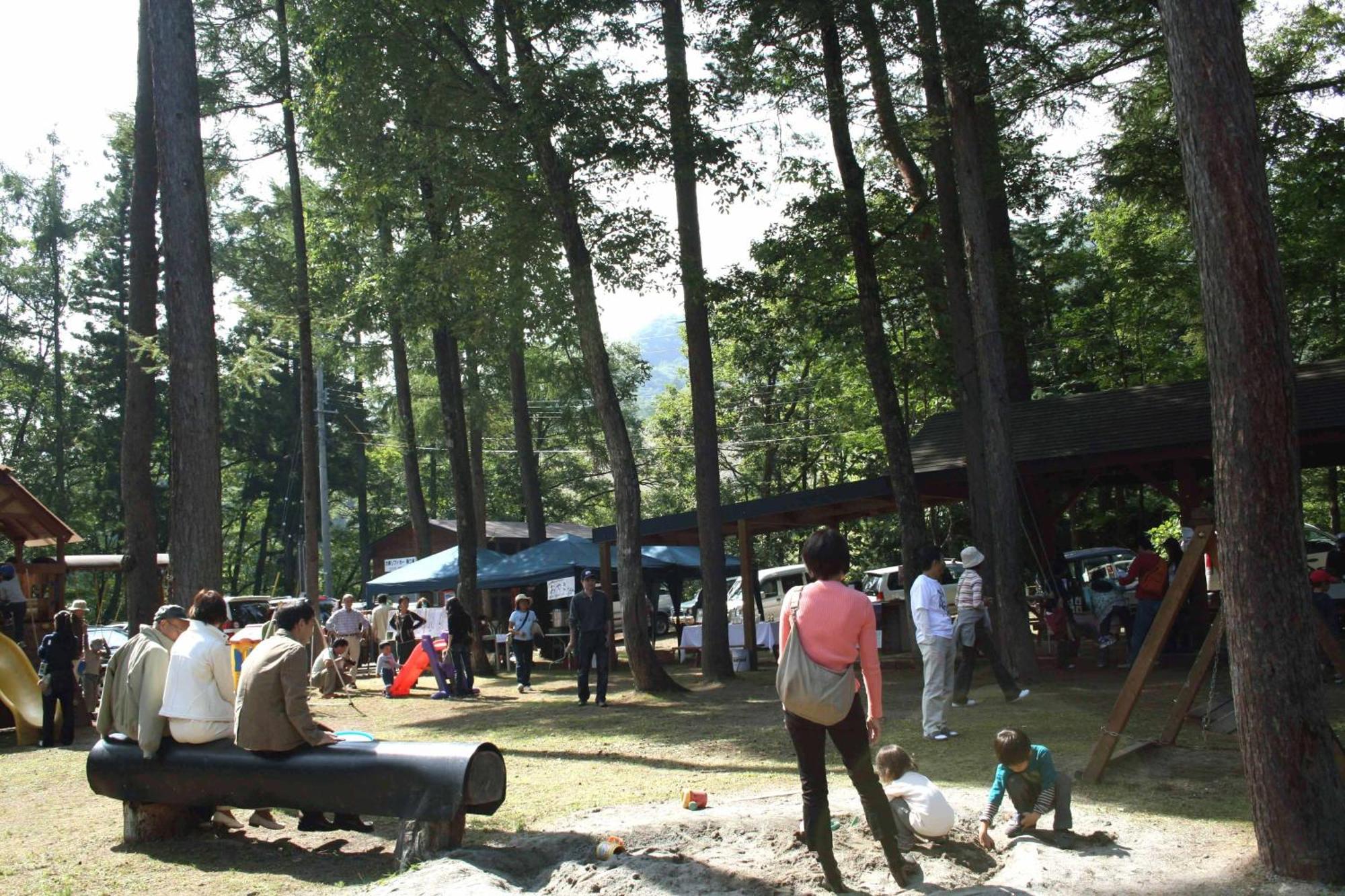 罗格小屋大纪元酒店 白马村 外观 照片